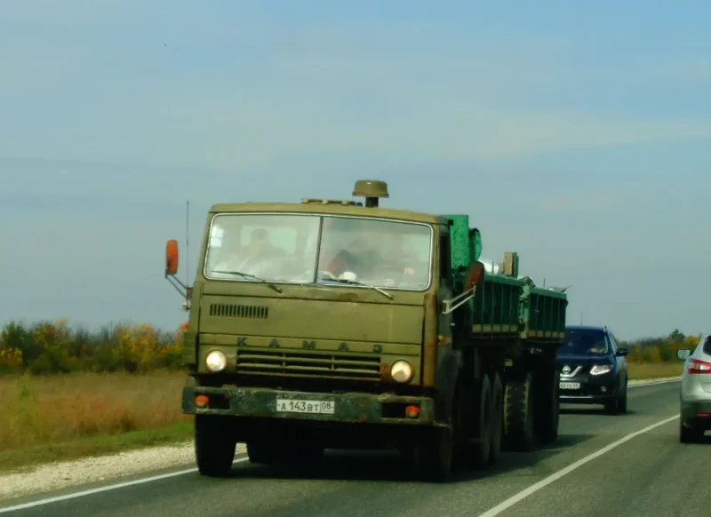 КАМАЗ 143