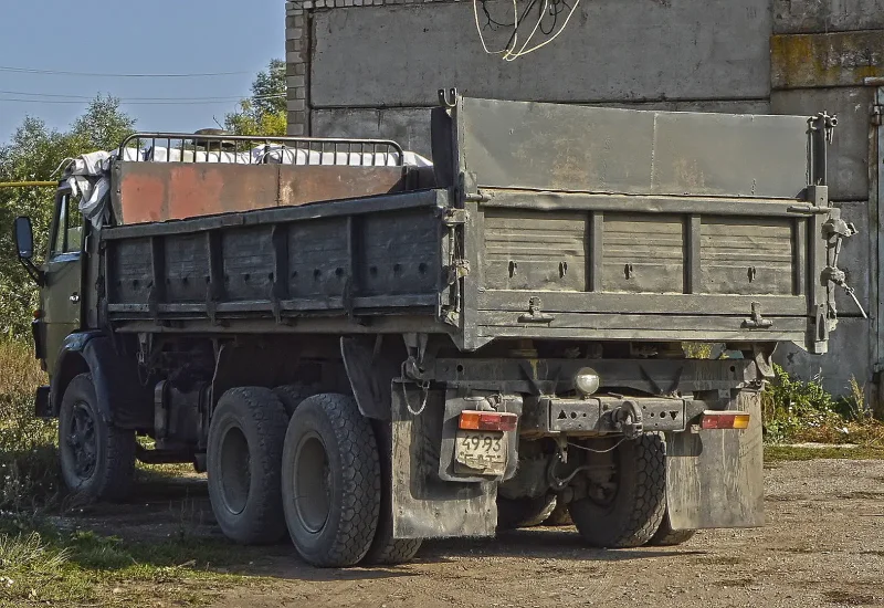 КАМАЗ 55102 сельхозник хаки