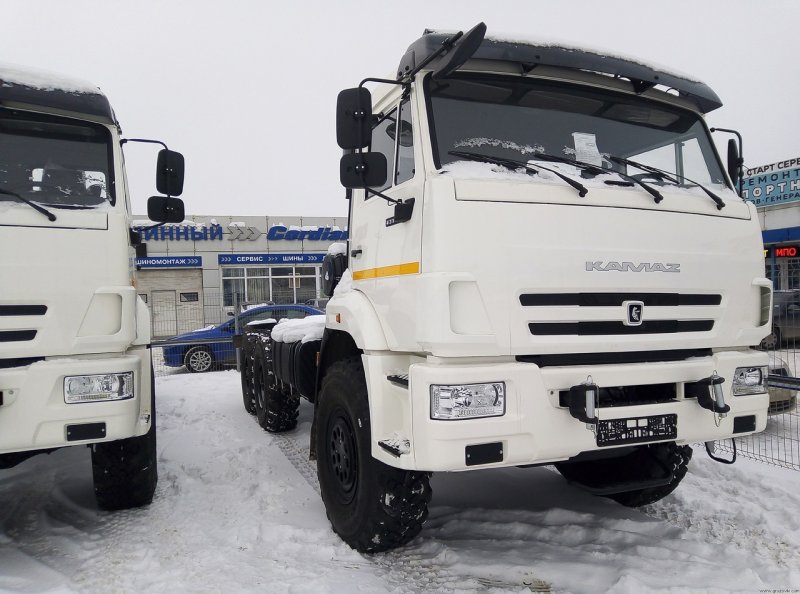 КАМАЗ 43118 50 белый