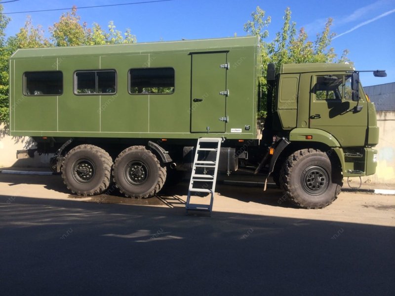 Новый вахтовый автобус КАМАЗ