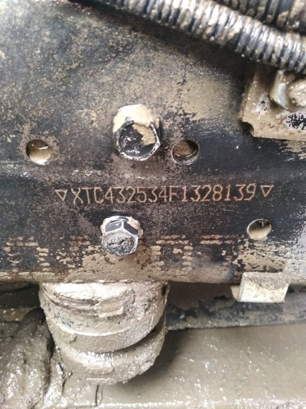 Где находится номер ДВС vm39c
