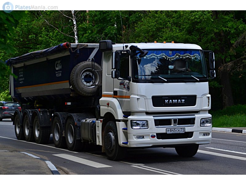 КАМАЗ 65206 С полуприцепом