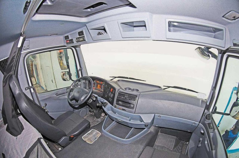 КАМАЗ-5490 кабина на автомате