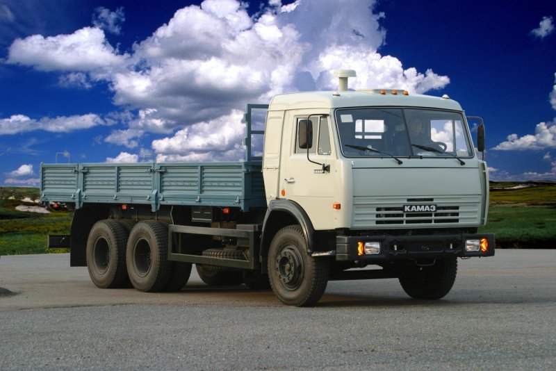 КАМАЗ 53215 бортовой