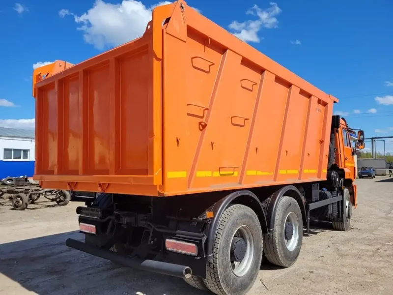 КАМАЗ 65115 евро 5 совок на номерах