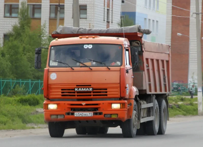 КАМАЗ 6520 4х2