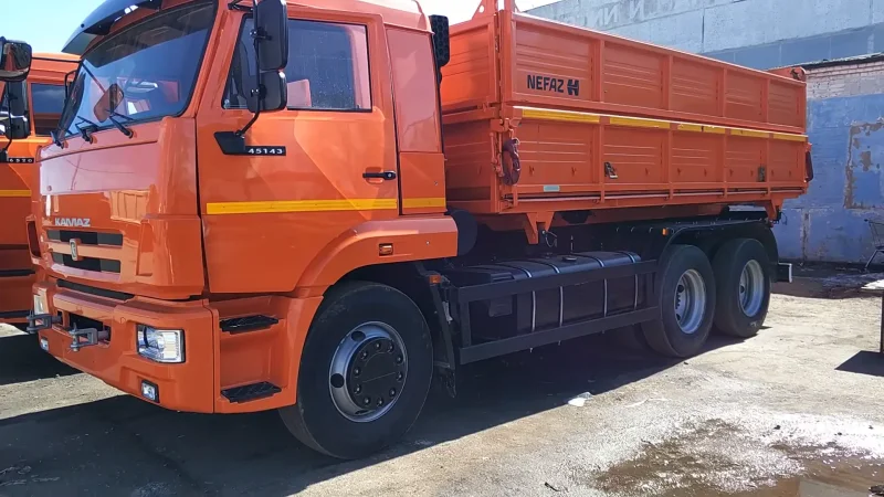 КАМАЗ 65115 сельхозник с прицепом