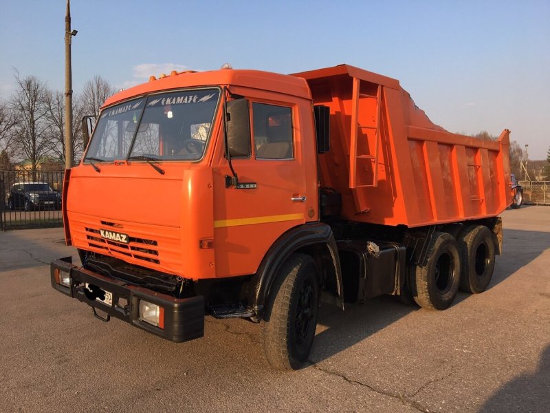 КАМАЗ 5511 самосвал оранжевый