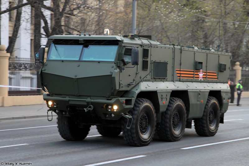 КАМАЗ Тайфун 63988
