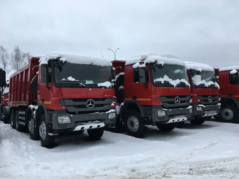 Мерседес самосвал 8х4