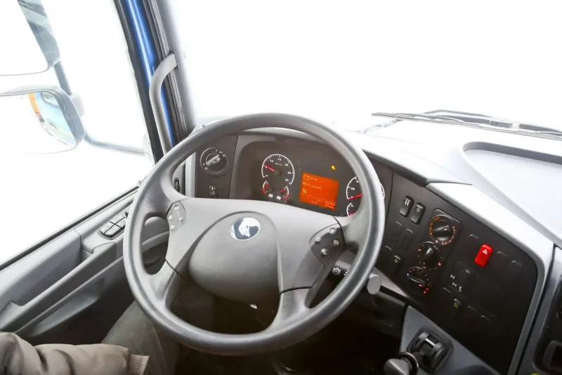 КАМАЗ 6580 салон