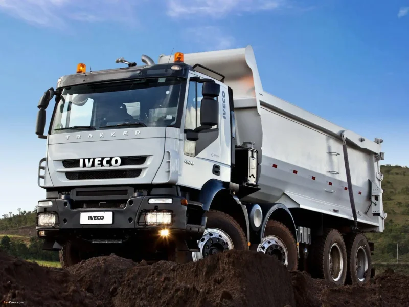 Iveco Trakker самосвал