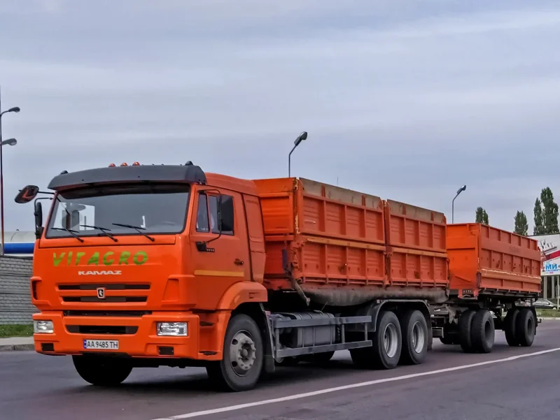 КАМАЗ 45144 оранжевый
