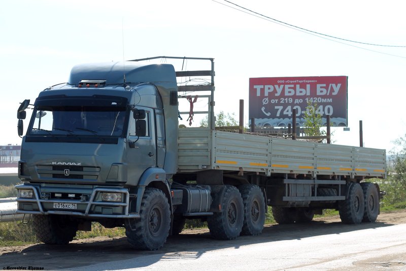 КАМАЗ 44108 бортовой