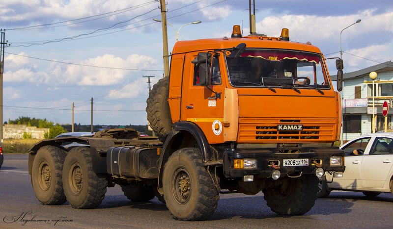КАМАЗ-44108-10 НЕФАЗ 9334-10