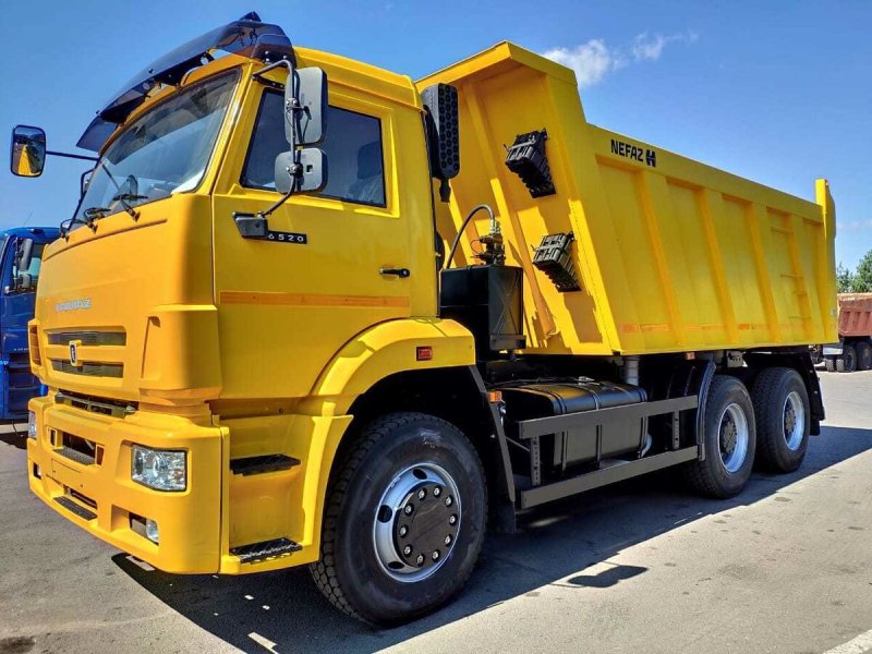 КАМАЗ 6520 самосвал с кабиной макси
