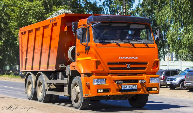 КАМАЗ 6520 самосвал ранний