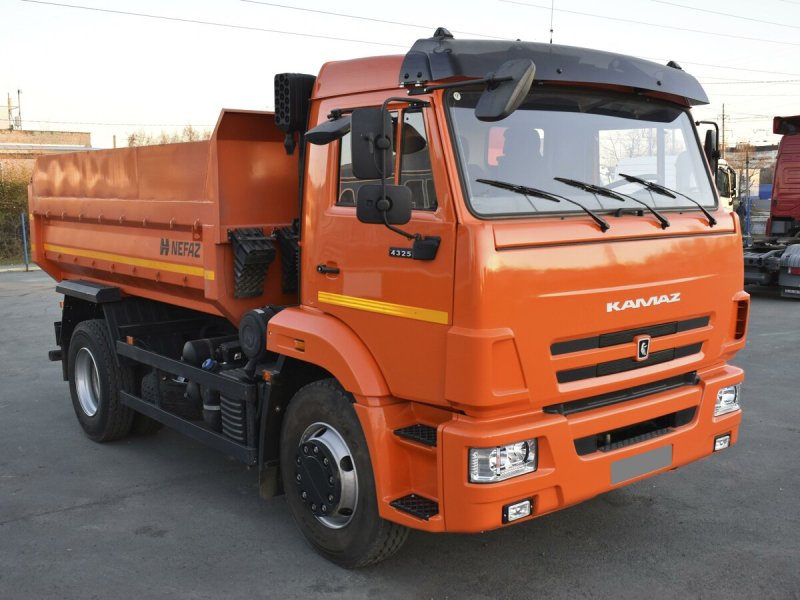 Фара КАМАЗ 43255 2011