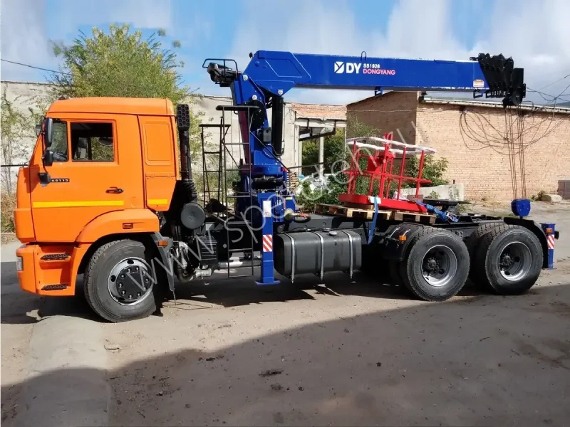 КАМАЗ 65115 тягач