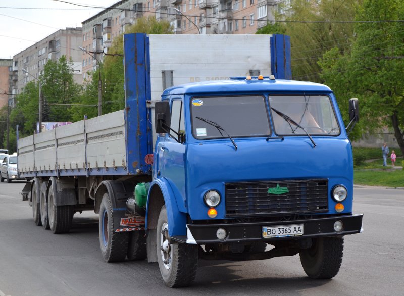 МАЗ 5429 контейнеровоз