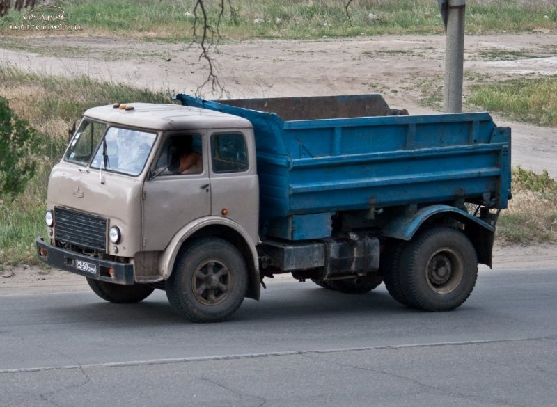 МАЗ 503 И 5549