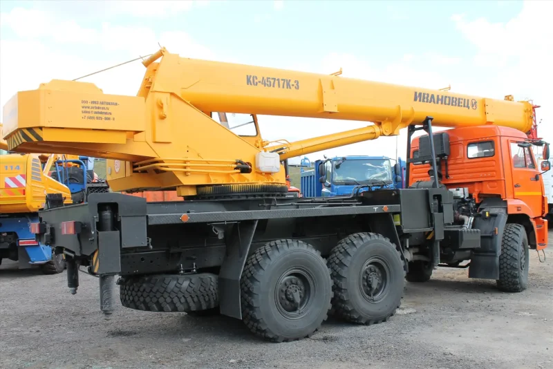 КАМАЗ 43118 КС 45717к-3