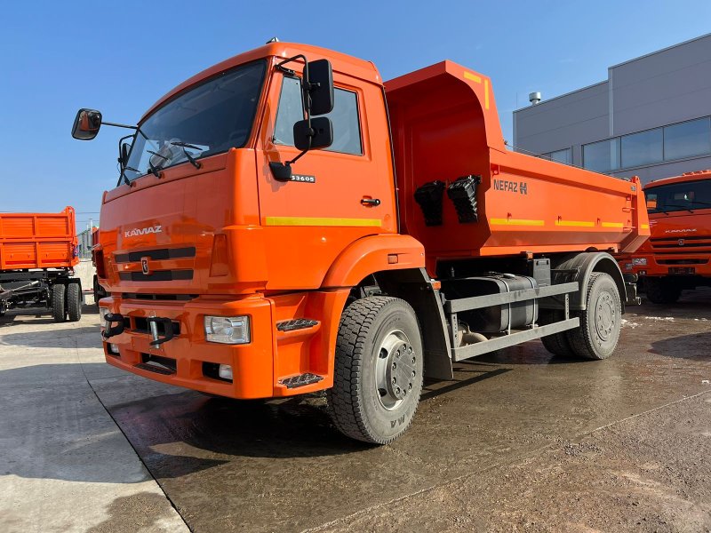 Самосвал КАМАЗ 53605-6010-48(a5)