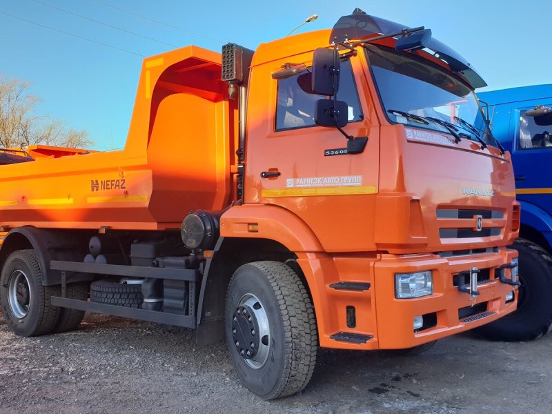 Самосвал КАМАЗ 53605-6010-48(a5)