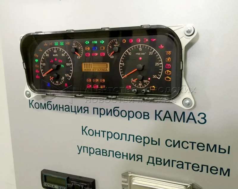 Контрольные лампы панели приборов МАЗ