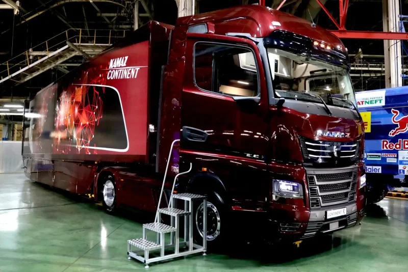 КАМАЗ 65807 карьерный самосвал