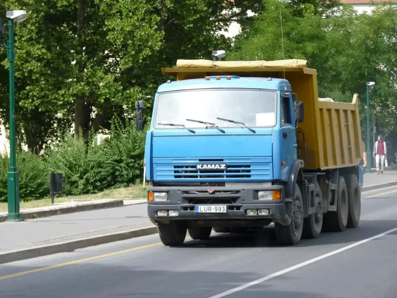 КАМАЗ 6540 бортовой 8х4