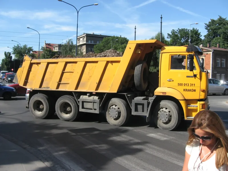 КАМАЗ-6540 8х4