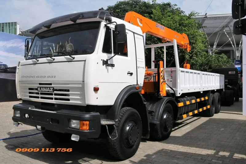 КАМАЗ 6540 самосвал