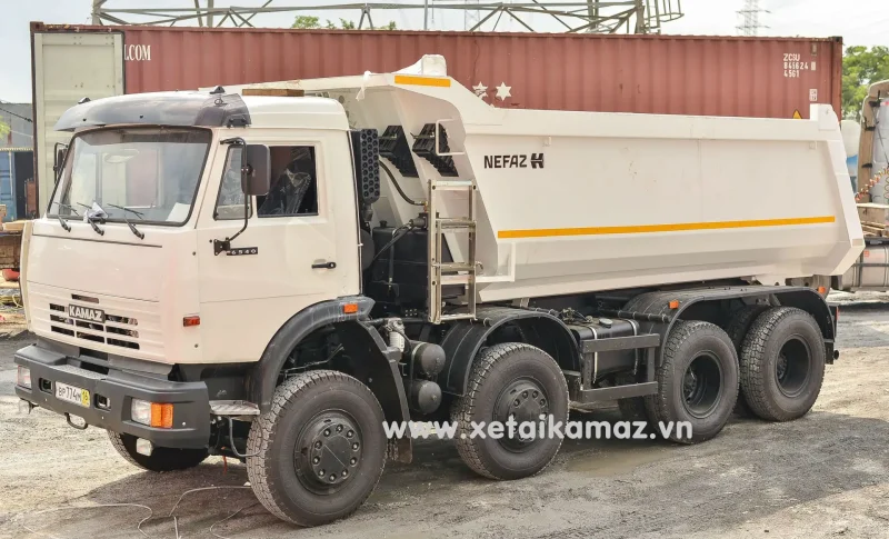 КАМАЗ 6540 самосвал длиннобазовый