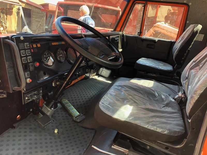 КАМАЗ 6520 салон кабины
