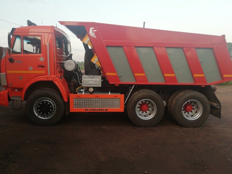 КАМАЗ 65115 совок