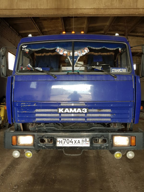 КАМАЗ С молдингом на кабине 53215