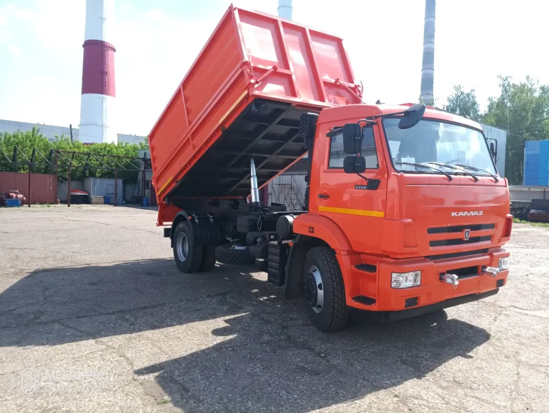 КАМАЗ 43253 самосвал
