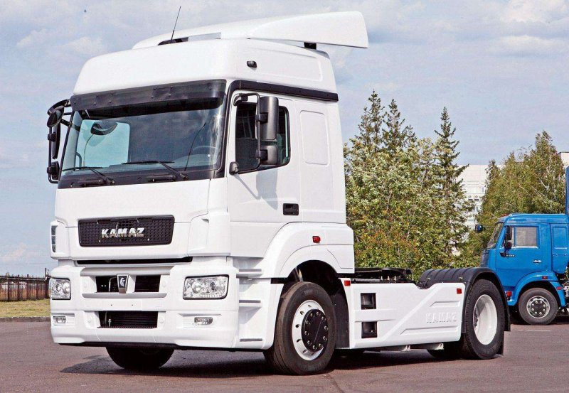 КАМАЗ-5490-s5 седельный тягач