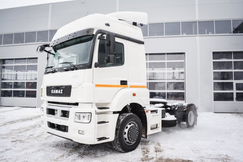 Седельный тягач КАМАЗ 5490