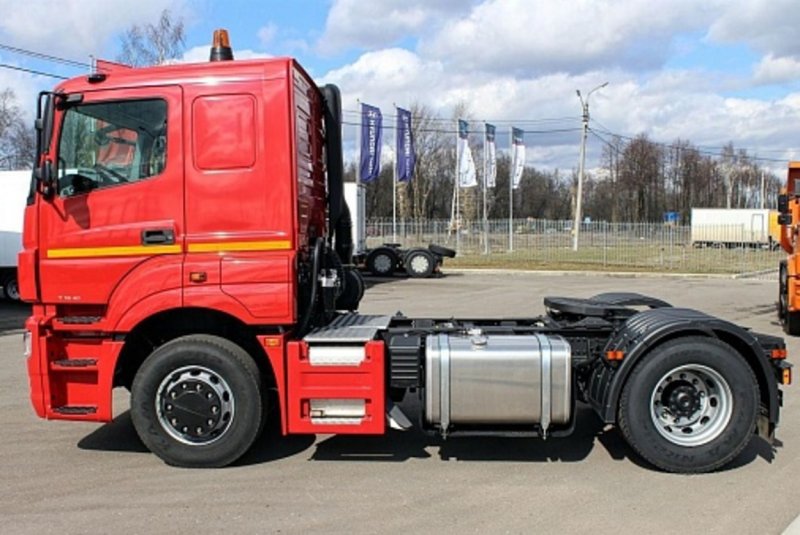 KAMAZ-5490-68 (t5)