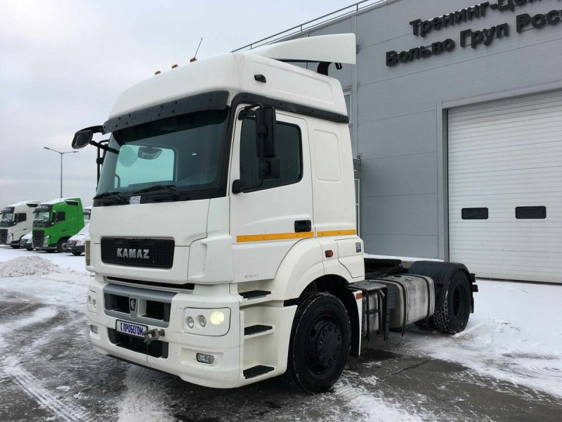 КАМАЗ 5490 контейнеровоз