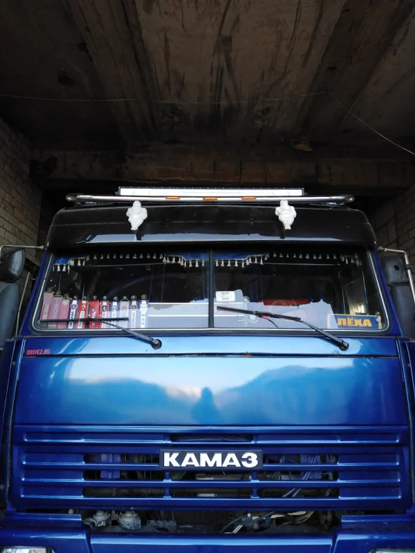 Бампер КАМАЗ 65117 синий