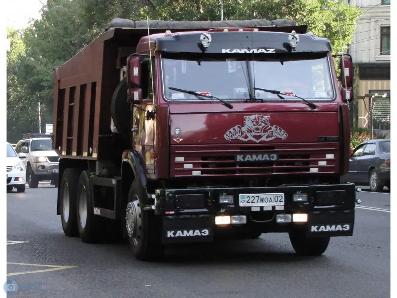 КАМАЗ 65115 самосвал военный