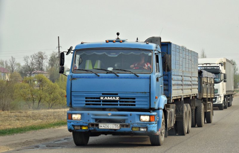 КАМАЗ 67 6520