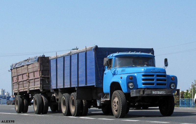 КАМАЗ International COF-220
