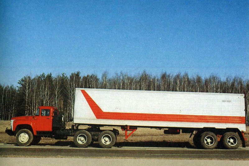 Тягач ЗИЛ 630902
