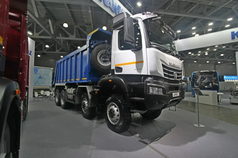 КАМАЗ на выставке КОМТРАНС 2021