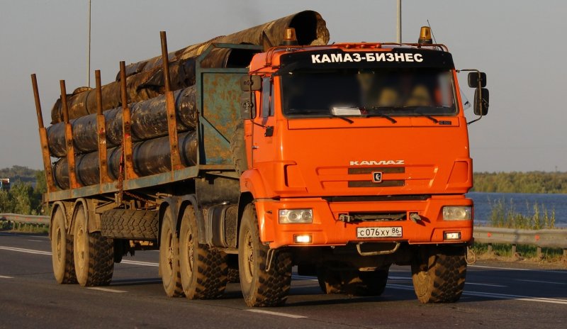 КАМАЗ 64061