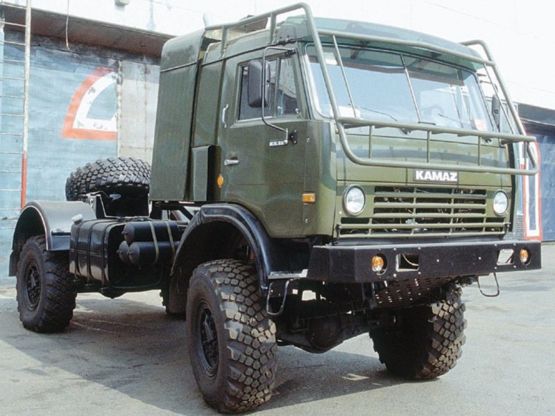 КАМАЗ 4911 шасси